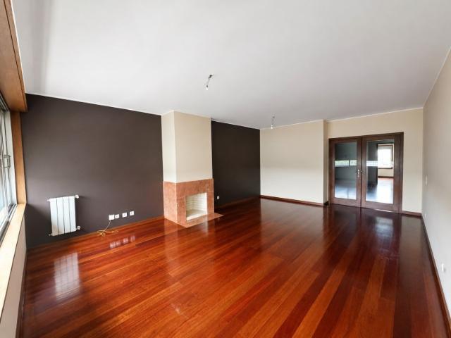 T3 Moderno na Cidade da Maia | Garagem para 2 Viaturas