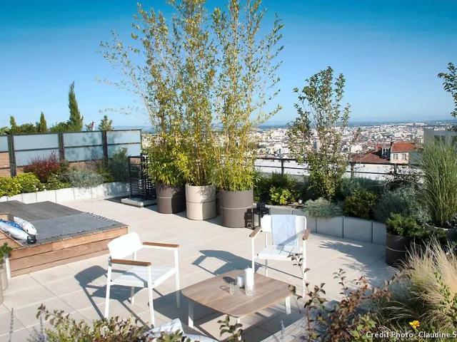 T3 NEUF DE 84,82 M² AVEC GRAND SÉJOUR, BALCON ET PARKING À AUBERVILLIERS