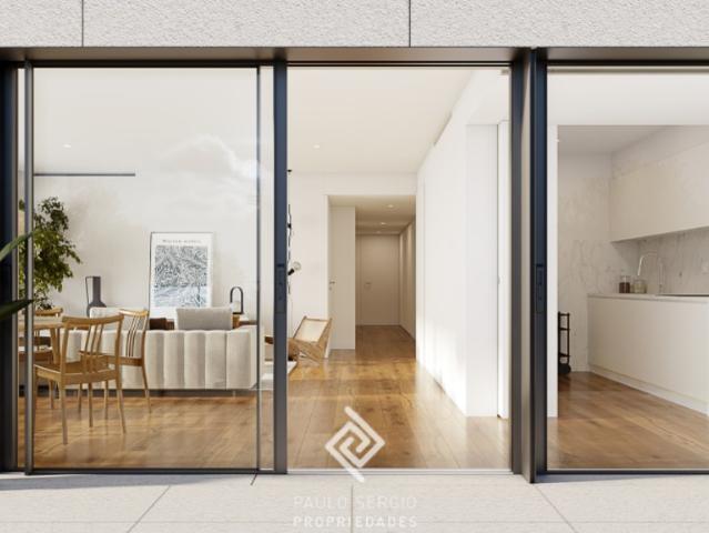 T3 no Privilege Gardens, último andar, terraço com 56m2