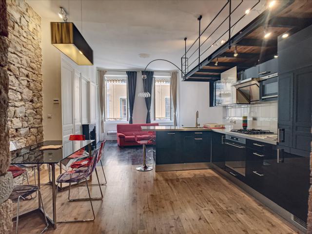 T3 – NON MEUBLE – 82 m2 – 69006 LYON