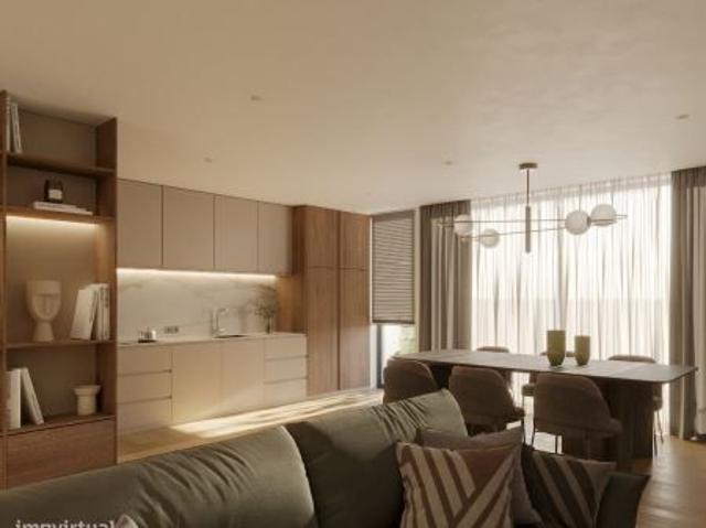 T3 Novo C/ 2 Lugares de Garagem no Empreendimento MADALENA SEAVIEW
