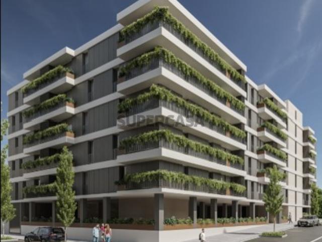T3 Novo com varanda no centro do Porto