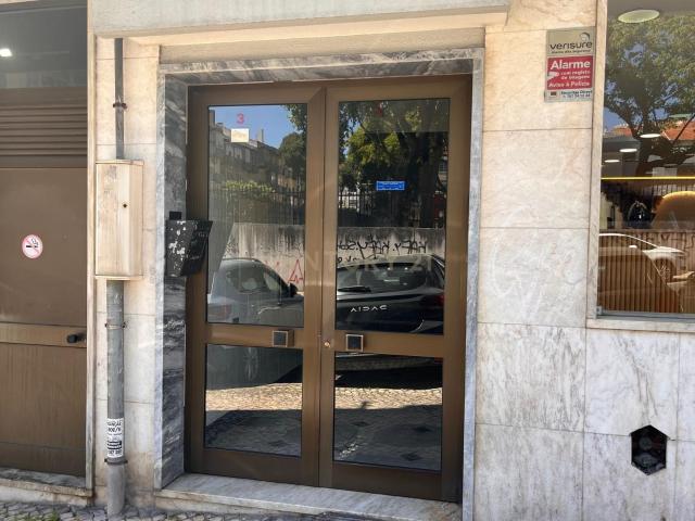 T3 para Arrendamento em Odivelas – Excelente Localização e Estado Impecável