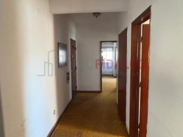T3 para REMODELAÇÃO TOTAL na Torre da Marinha SEIXAL