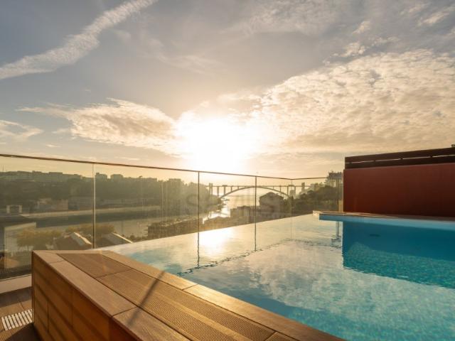 T3 Penthouse com piscina no Porto