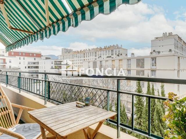 T3 petite copropriete sur bd michelet 60m2