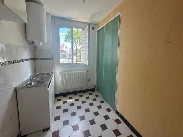 T3 PIERRE BENITE 140 BLD. DE L'EUROPE Résidence.