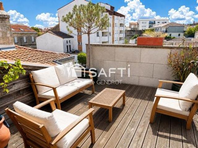 T3 Pierre, lumière & terrasse privée. Un dernier étage d'exception