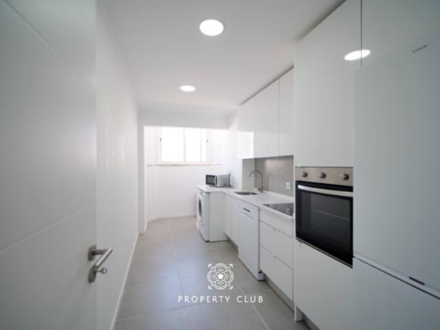T3 remodelado na Damaia de Baixo