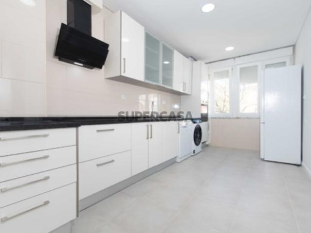 T3 Remodelado como Novo, 2 Varandas, Centro da Serra das Minas