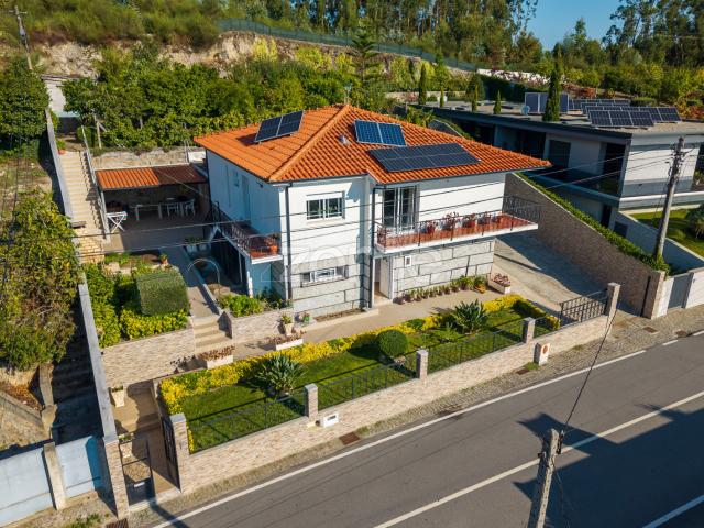T3 Renovado + T2 Independente em Polvoreira, Guimarães