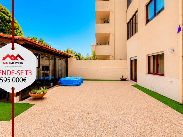 T3 Renovado | Área total 334m2 | Terraço 130m2 | Garagem | Junto Praça Velasquez