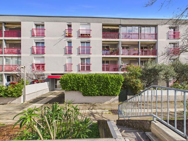 T3 rénové rez de jardin 76 m2