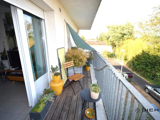 T3 récent BBC avec ascenseur terrasse et parking