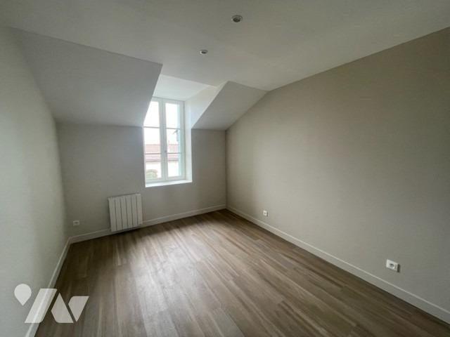 T3 REFAIT A NEUF ST TRIVIER / MOIGNANS