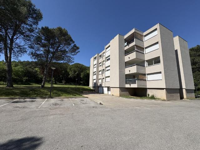 T3 RESIDENCE LES MIRABELLES