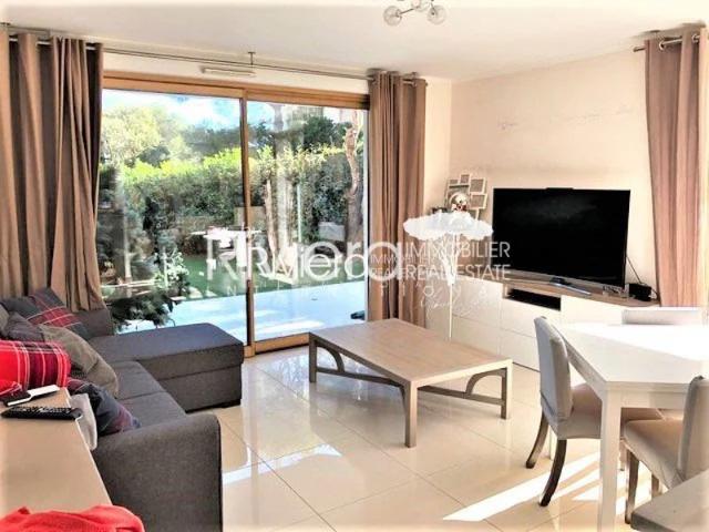 T3 REZ DE JARDIN DANS RESIDENCE RECENTE