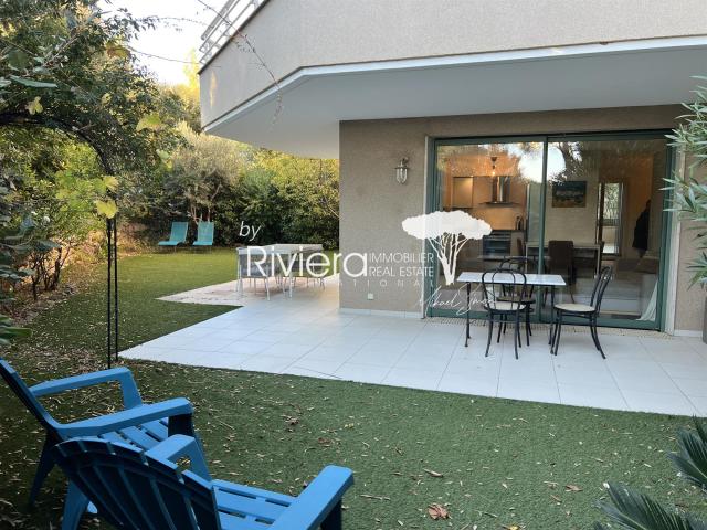 T3 Rez De Jardin Dans Residence Recente 61m² Cavalaire sur Mer