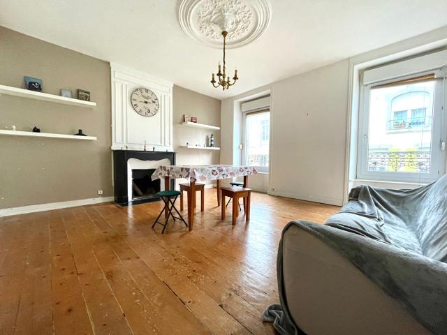 T3 RUE CHARLES BERTHELOT 60 m²