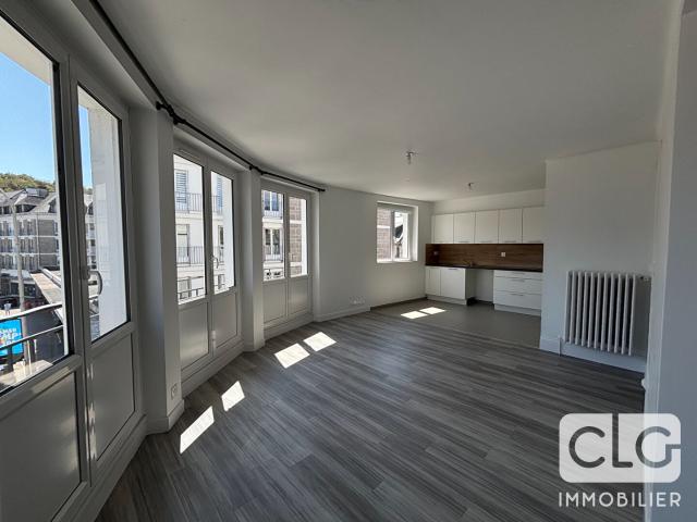 T3 RUE AMIRAL RONARC'H