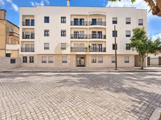 T3 Semi Novo Centro | Caldas da Rainha