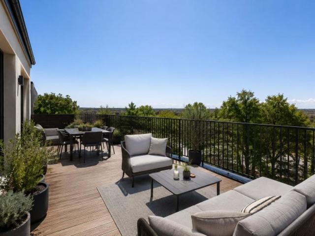 T3 SPACIEUX à Bordeaux avec Double Terrasse