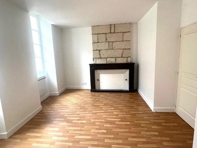 T3bis DUPLEX RUE DU PLANTIER