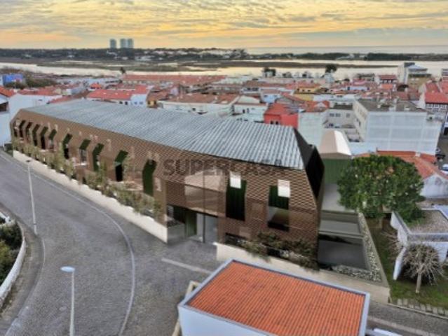 T0+1 duplex com piscina em Esposende