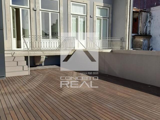 T0 +1 Duplex c/ terraço Porto Centro P/ Habitar