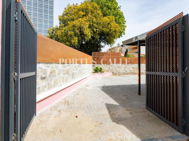 T0 com Jardim Privativo e lugar de estacionamento – Lordelo do Ouro, Porto