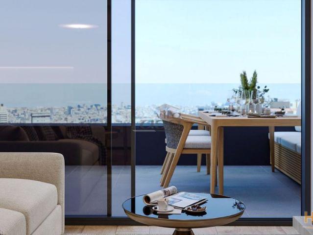 T0 Recuado terraço com 25.35m2, lugar de garagem e arrumos no Centro de Gaia. | 26064085734