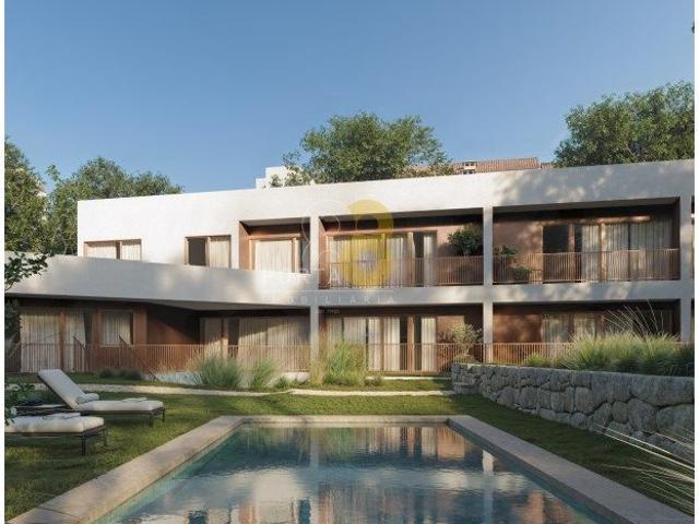 T1+1 com Varanda em Condomínio Privado com Piscina e Jardim Porto
