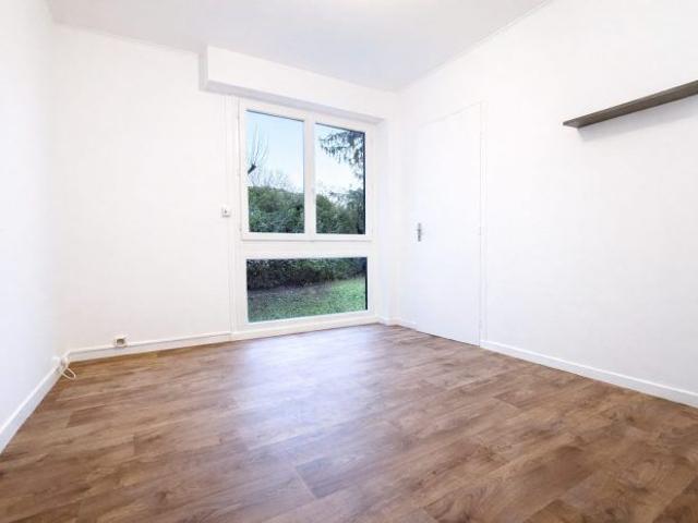 T1/2 Fontenay le Fleury 30.46 m²