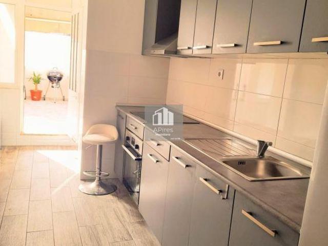 T1 + 1 com Terraço, totalmente remodelado, próximo aos barcos para Lisboa no Barreiro | 25033900470