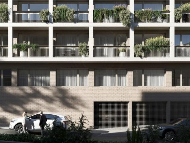 T1 + 1 com garagem, no gaveto entre a rua pinto bessa e rua do Bonfim no Porto