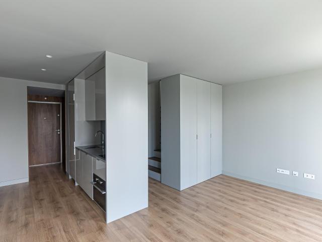 T1 + 1 Duplex Junto ao Marquês, Porto