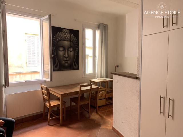 T1 / 2 meublé Rue venel