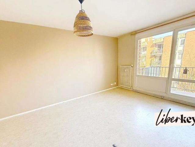 T1 32 m2 balcon parking sécurisé