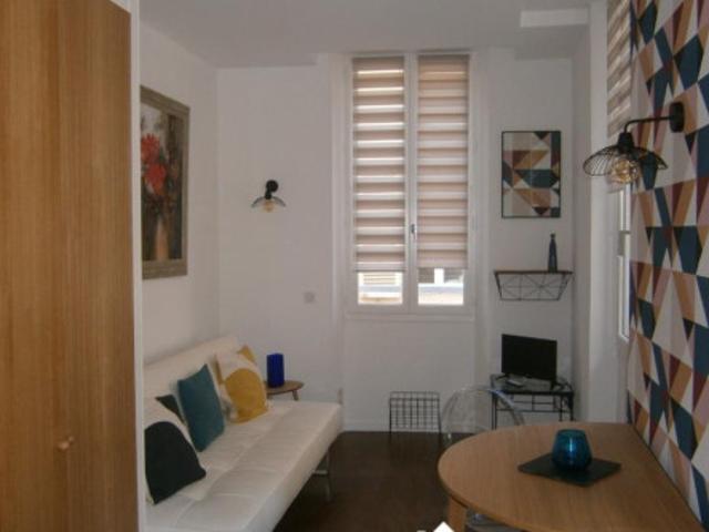 T1 à Antibes à louer Locagestion, expert en gestion locative