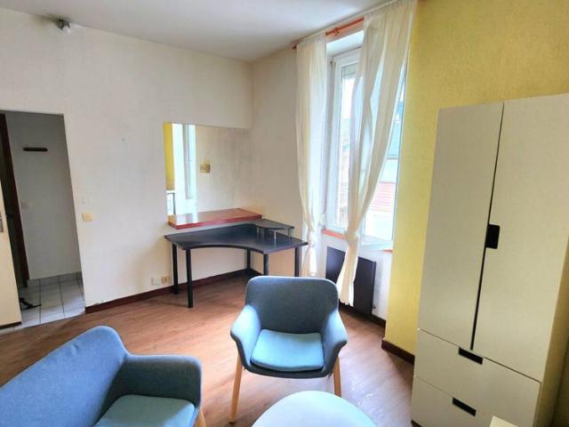 T1 bis 28m² meublé Viarme/Talensac Location Appartement nantes: 28 m2