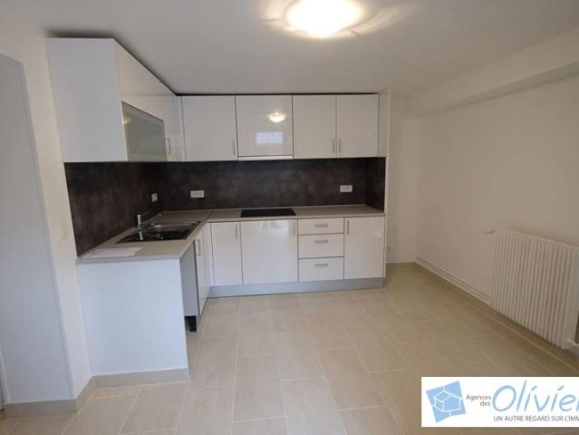 T1 Bis CHEVREUSE 2 pièce s 31.06 m2