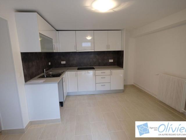 T1 Bis CHEVREUSE 2 pièce s 31.06 m2