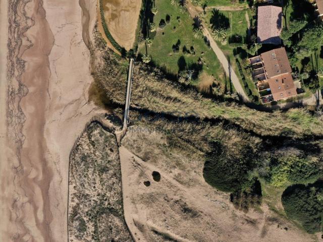 T1 BIS BORD DE MER LAVA