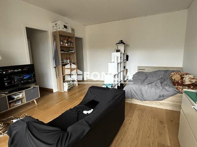 T1 bis balcon et cave proche place dupuy