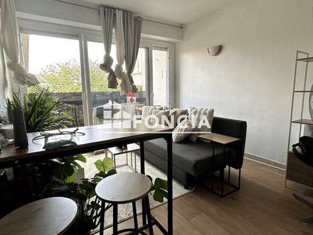 T1 bis / balcon/ parking/ cave
