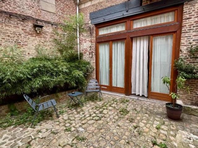 T1 bis situé dans le Vieux Lille