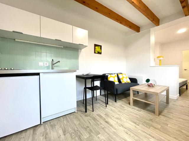 T1 BIS RUE DE LYON 24 m²