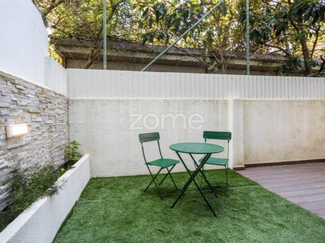 T1 c/ terraço próximo ao Jardim Zoológico