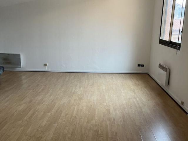 T1 CASTANET TOLOSAN 1 pièce s 39.79 m2