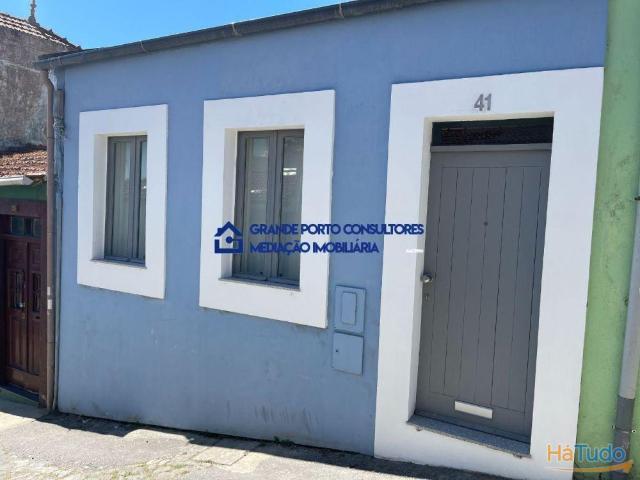 T1 Centro Porto junto à Fontinha MOBILADO | 26064090837